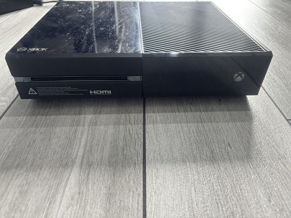 Xbox one + kinect + zasilacz + pad *do negocjacji*
