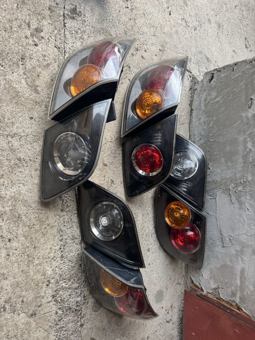 Задні ліхтарі Mazda 3 bk хетчбек рестайлінг