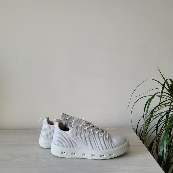 Кросівки шкіряні Оригінал Ecco Street 720 209703 рр.36-40