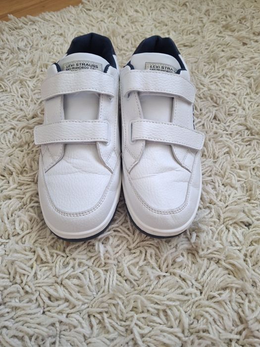 Levis кросівки кеди