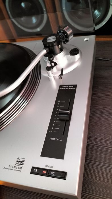 Gramofon Dual DTJ 301 USB