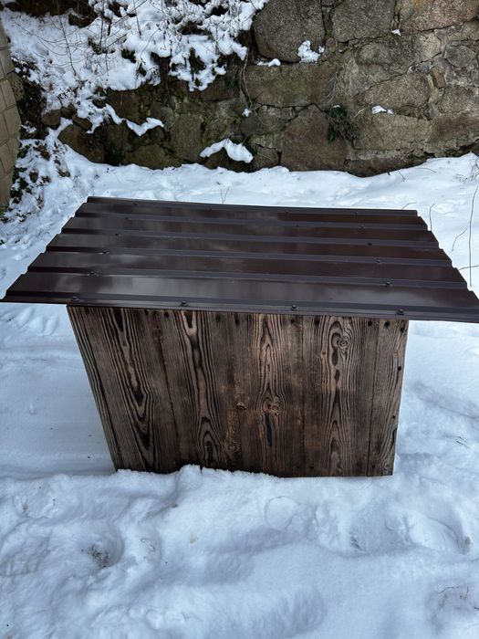 Будка для собаки деревʼяна