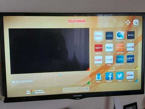 Telewizor Smart TV Telefunken 32 cale D32H289X4CW + Pilot
