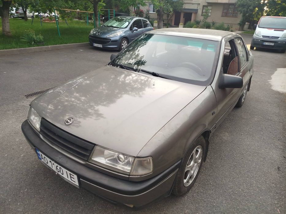 Opel vectra 1.8 газ бенз 1989р