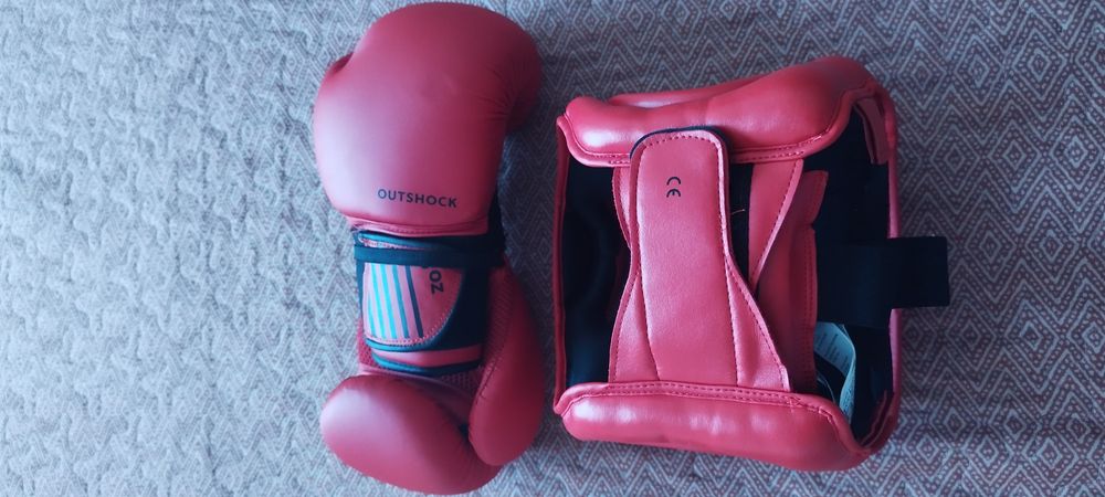 Capacete e luvas de boxe junior