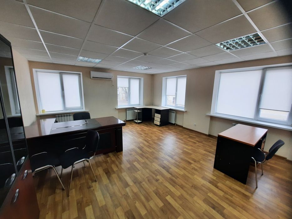 Сдам б/к свой  офис 27м2 в  ОЦ Бостон, В.Дубинина,8,Гагарина,Казакова