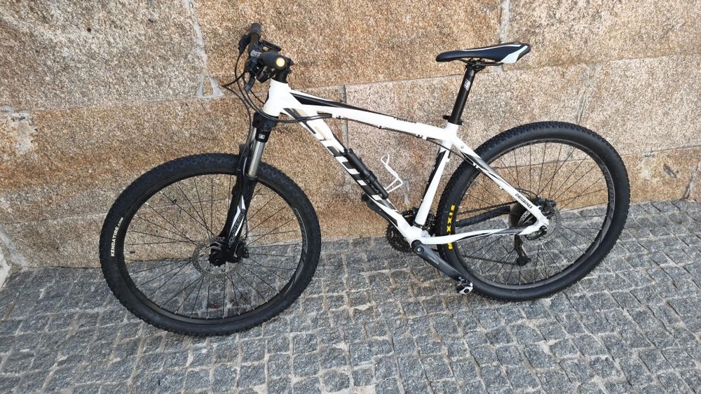 Bicicleta de Montanha SCOTT Aspect – bom Estado!