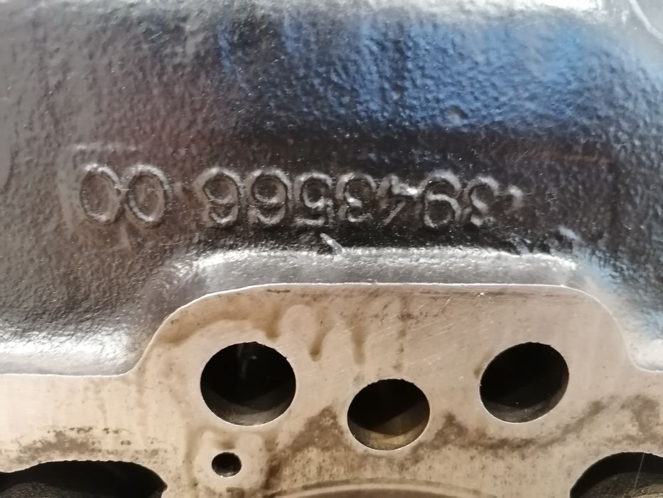 Głowica Cummins C6TAA-8304 Case MX240, MX270, MX285, ISC 8.3 ,24V