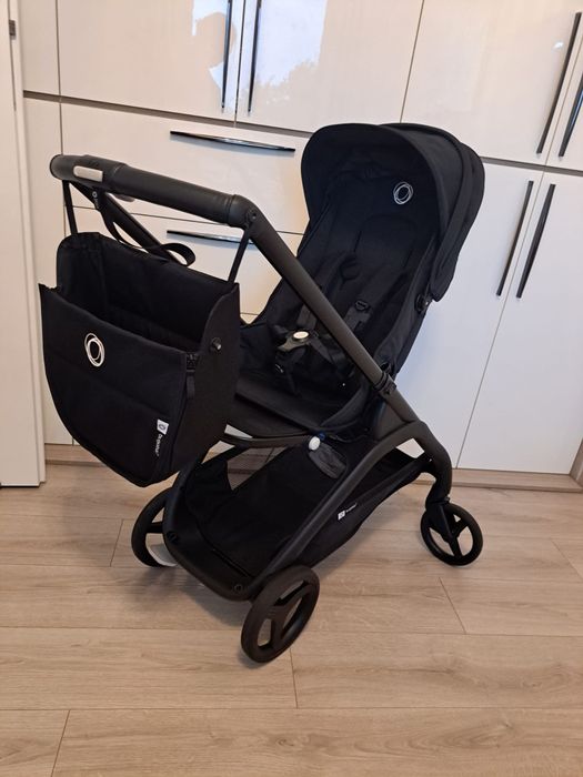 Bugaboo Dragonfly – wózek spacerowy
Cały czarny