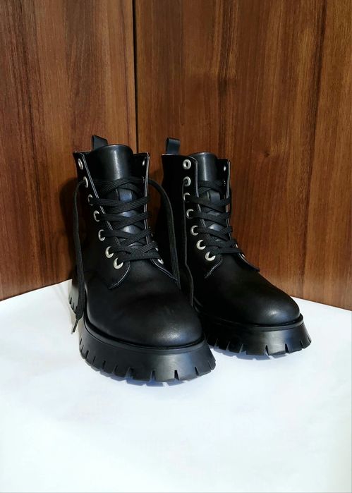 Продам ботинки lc waikiki демисезонные