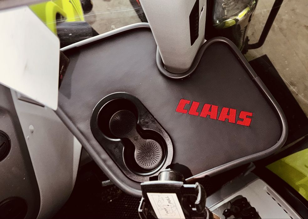 Półka do ciagnika CLAAS