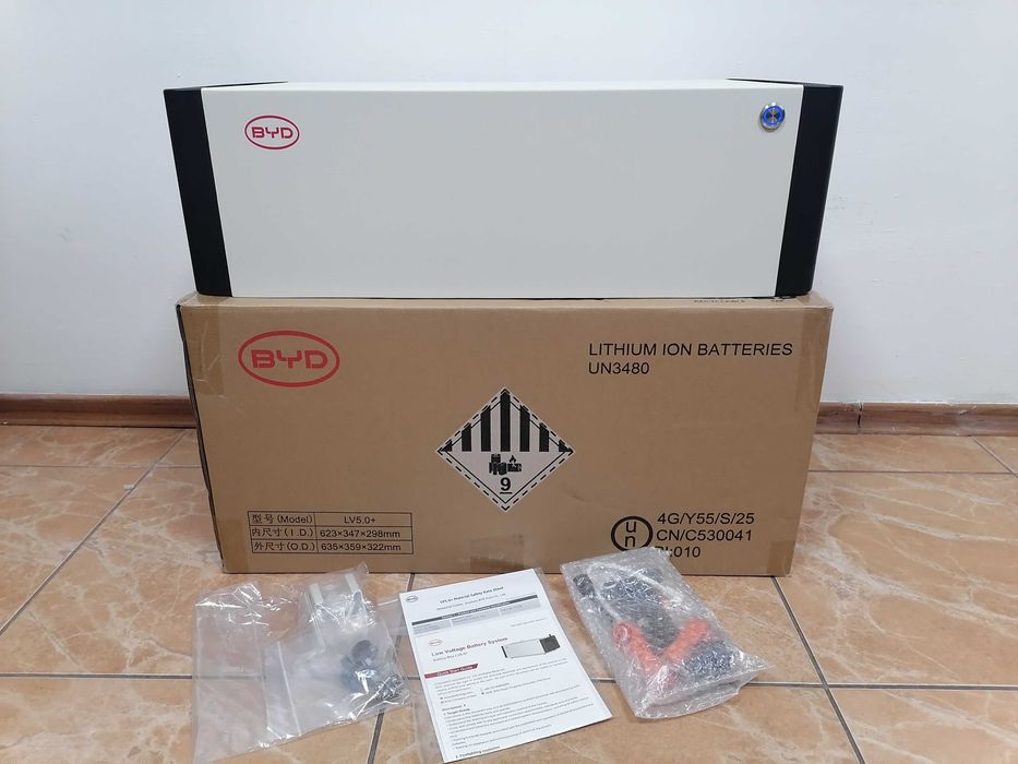 Акумуляторна батарея BYD BatteryBox LV5.0+ 51.2V 100AH