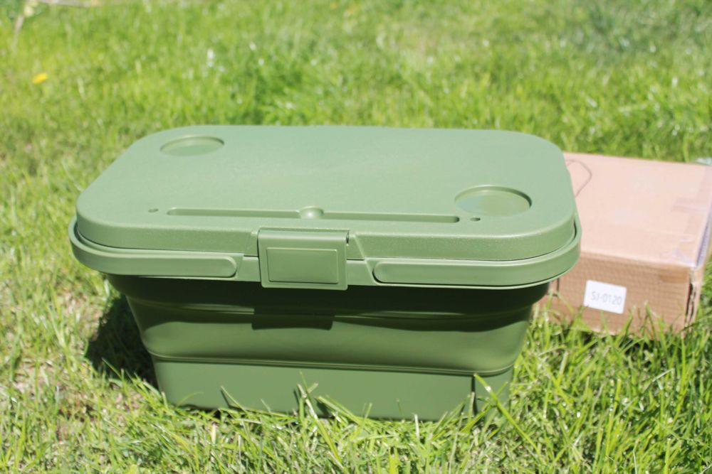 Практичний та складний кошик для пікніка