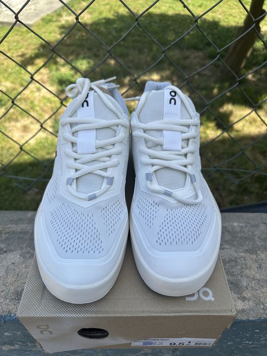 On Cloud Sneakers511032954119137281