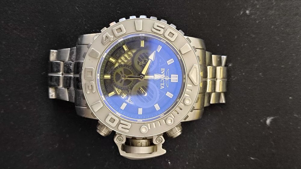 Invicta Sea Hunter 32643 Tinted Crystal
Huge Men's Watch
WATCH 33810 Invicta Sea Hunter 32643 Tinted Crystal
Huge Men's Watch