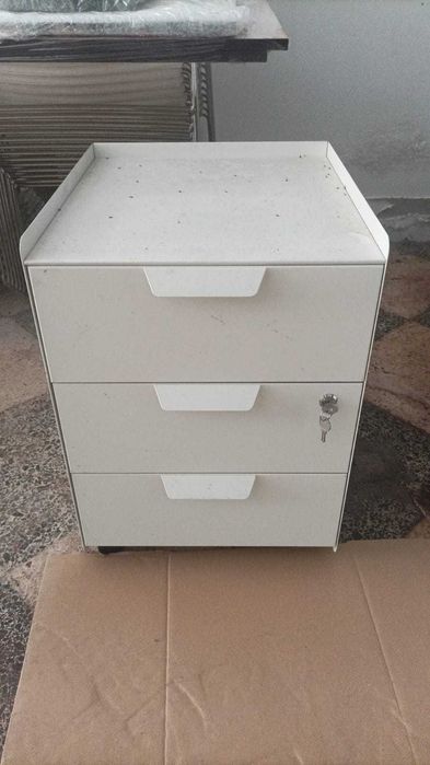 Bloco de Gavetas Branco c/ Topo
