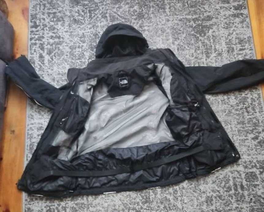 вітровка the north face hyvent