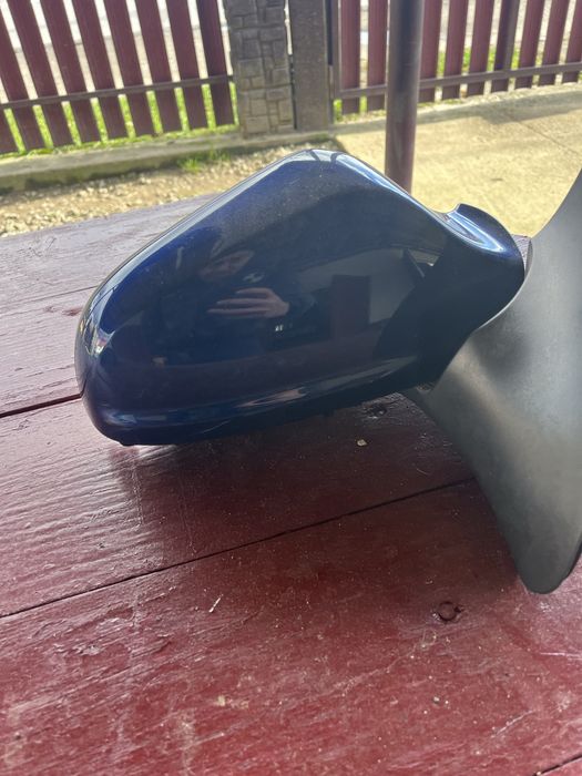 Продам дзеркало до Опель Астра н.2009рік.універсал на запчастини