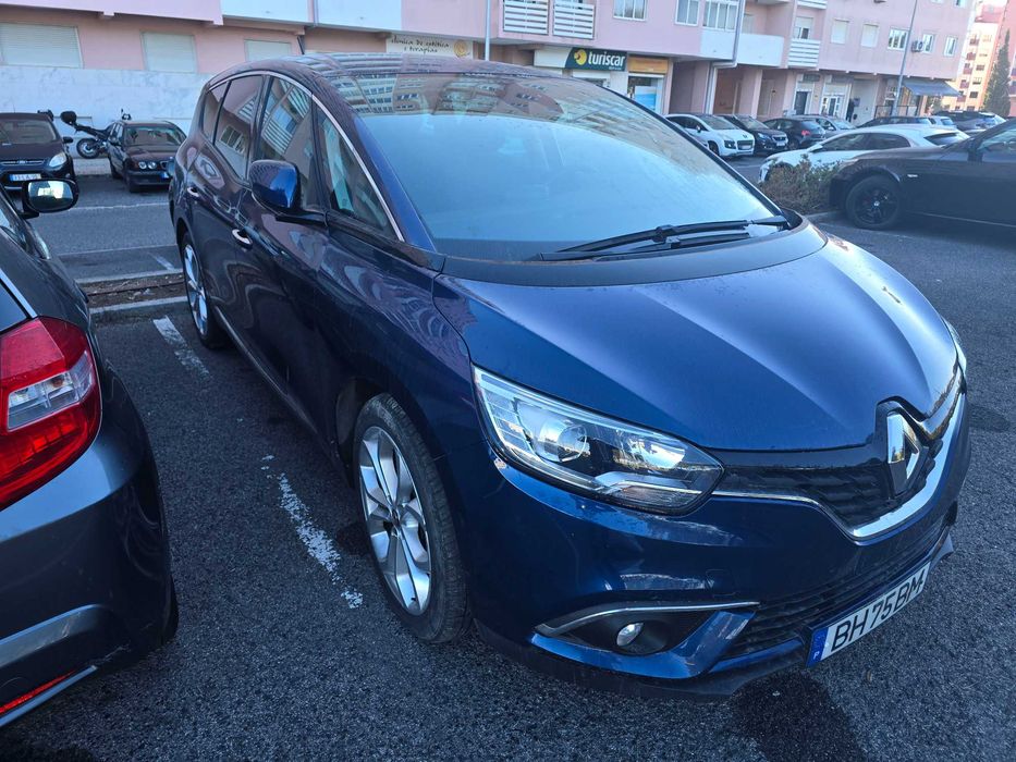 Carrinha Renault Grand Scénic