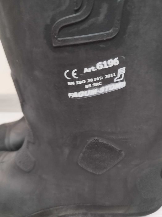 Nowe kalosze r 46 ze skarpetą