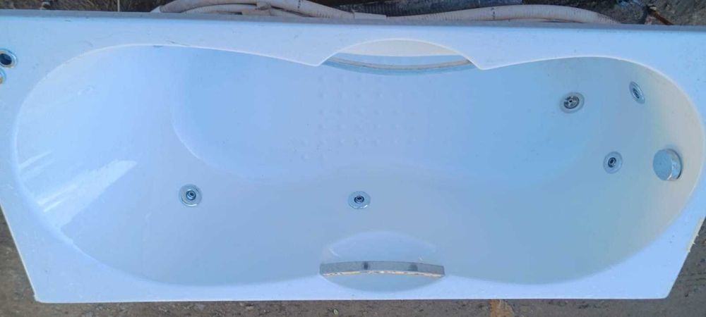 Banheira Hidromassagem, Usado