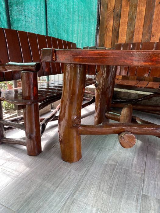 Комплект (стол и лавочки) садовой мебели из массива дерева для террасы