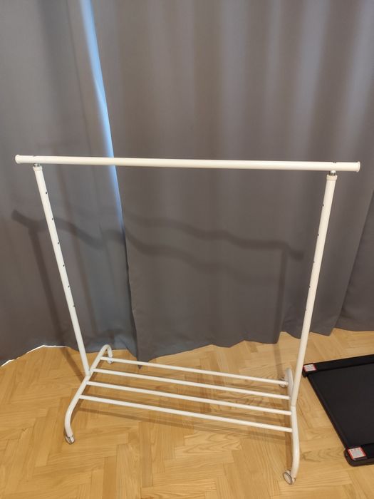 Wieszak na ubrania Ikea Rigga
