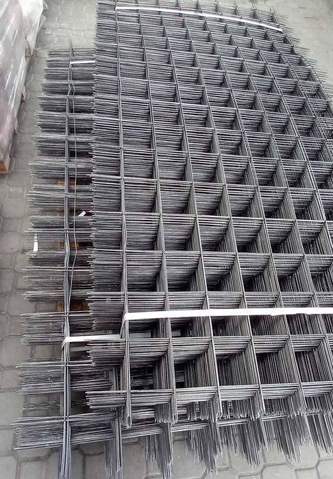 Mata zbrojeniowa,  siatka  1,2 x 2,4 m Fi 2,8 mm oczko 15x15 cm
