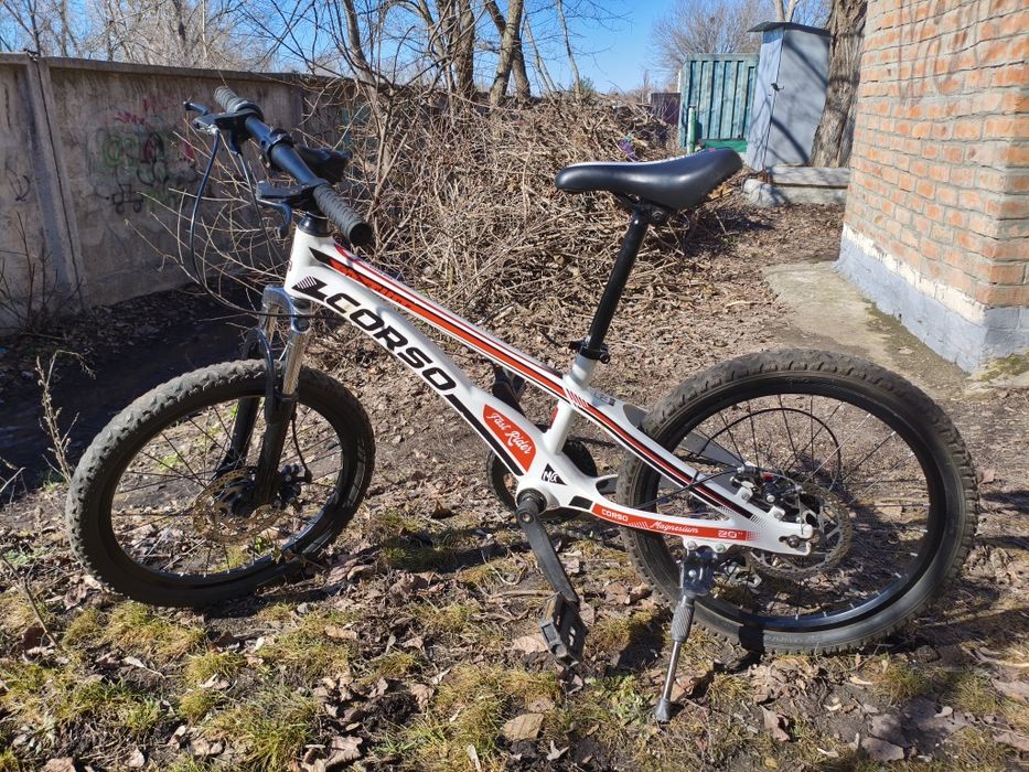 Дитячий велосипед