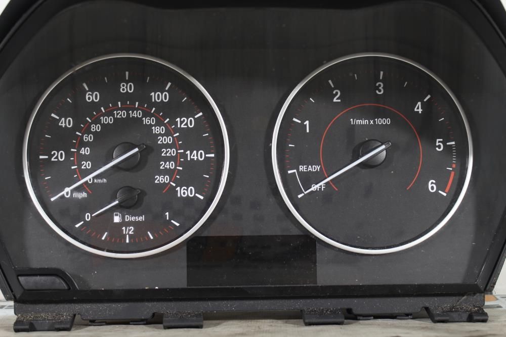 Quadrante / painel de instrumentos BMW 1 (F20)