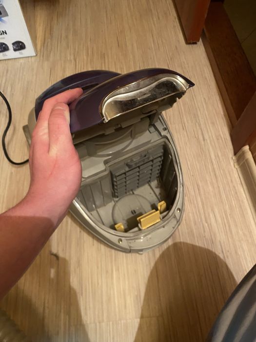 пилосос LG Turbo Max 1500W