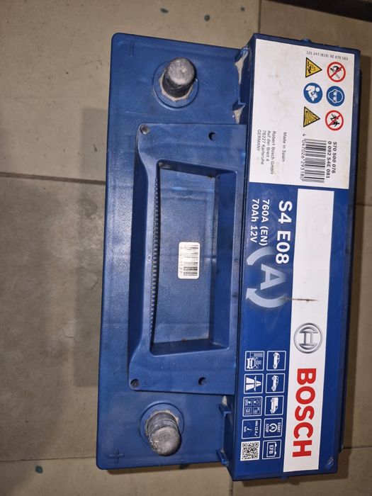 Акумулятор автомобільний Bosch 70Ah  760A 12V Start/Stop