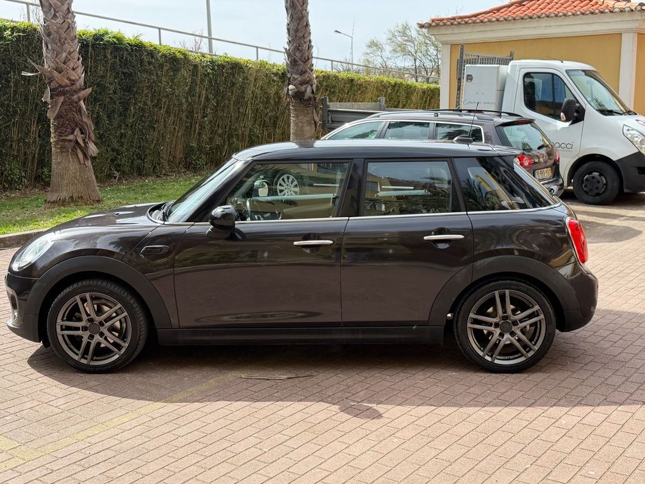 MINI 5 Portas Cooper D