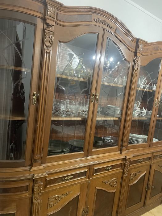 Cristaleira/Aparador