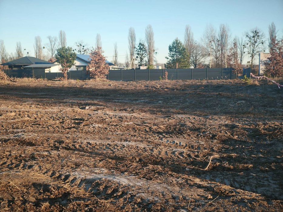 Продам ділянку під будівництво в с.Білогородка