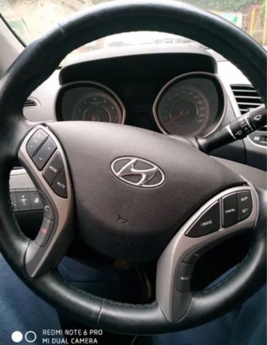 Руль кожаный с подогревом Hyundai Elantra MD I30. Шлейф руля оригинал