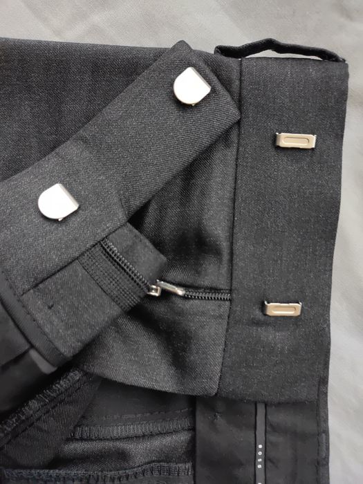 HUGO BOSS PARKER1 spodnie ciemno/szare garniturowe wełna strecz r. 50