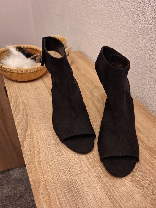 Buty letnie damskie
