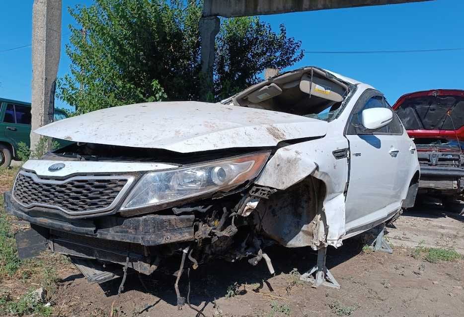 Кузов Kia Optima 2013 2.4 гибрид, белый цвет Разборка KIA Optima