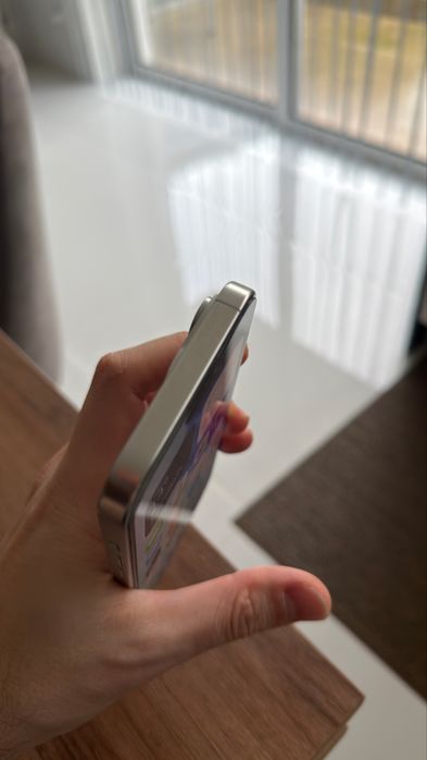 Iphone 16 pro max 256gb titanium branco livre retomas