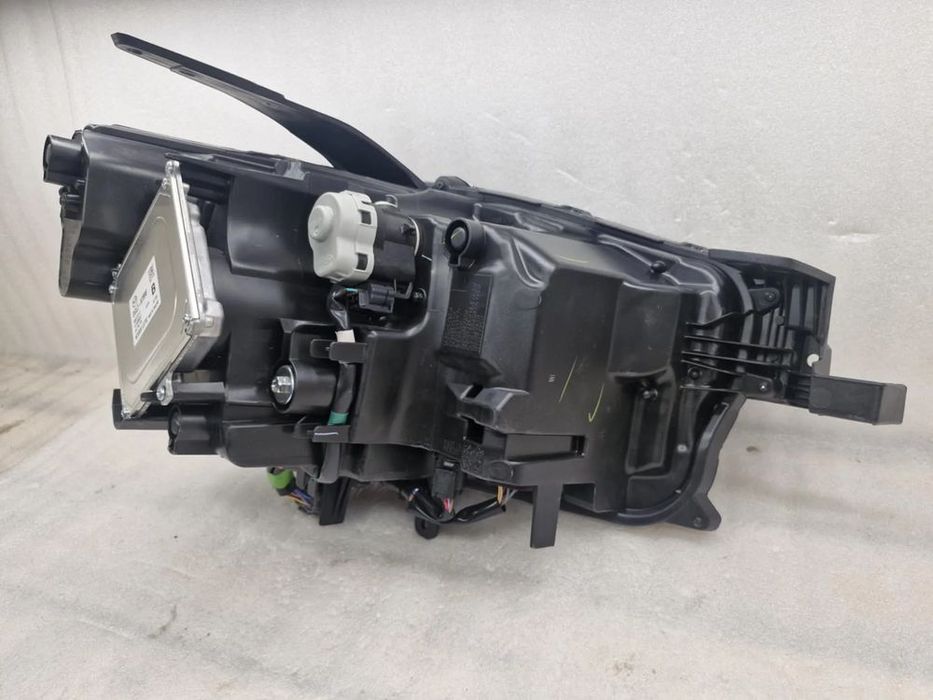 mazda cx-30 full led lampa lewa przód dgj1-51040. 14 pin cena z wysyłką