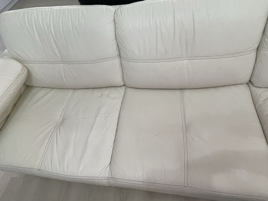 Zestaw Narożnik ze skóry Etap Sofa z funkcją spania ze stolikiem