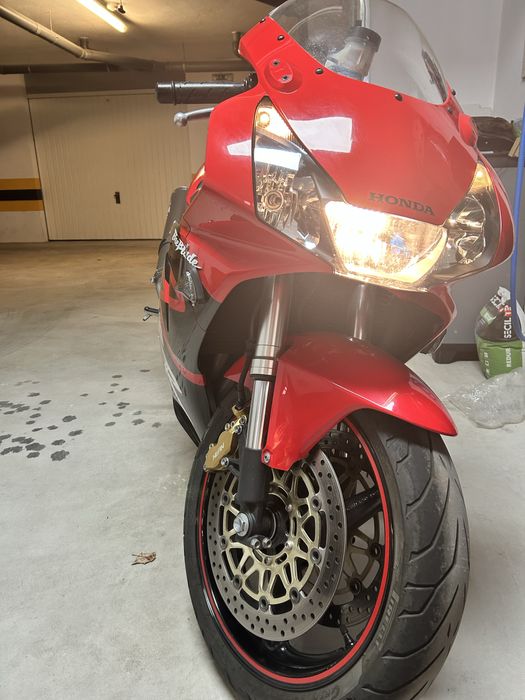 Honda CBR 954 RR Fireblade – Imaculada!