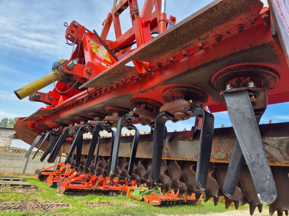 Agregat aktywny KUHN Hrb 302 3m Maxi Packer! Zęby 35cm