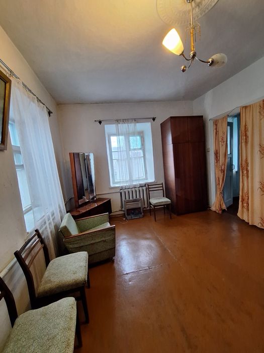 Продам добротний будинок