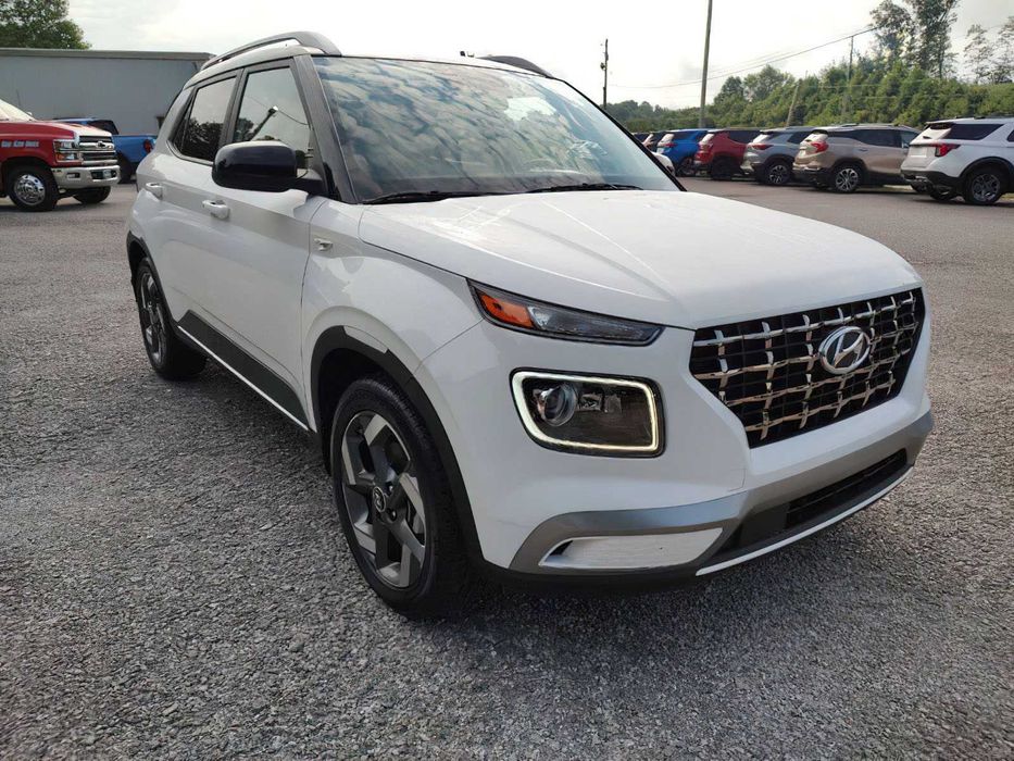 Hyundai Venue Limited      2024