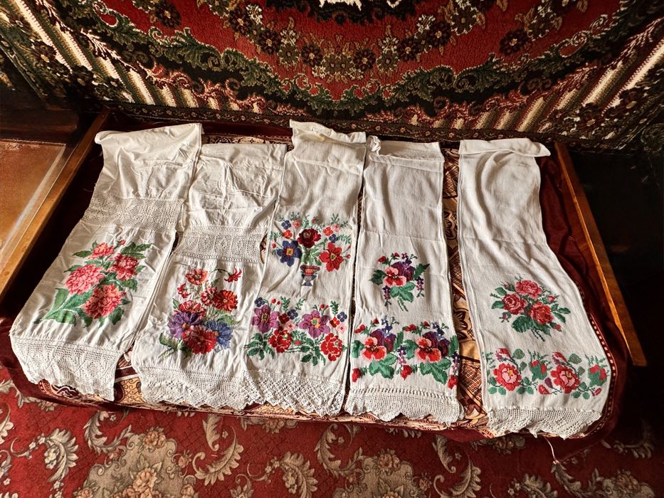 Продам вишивані рушники