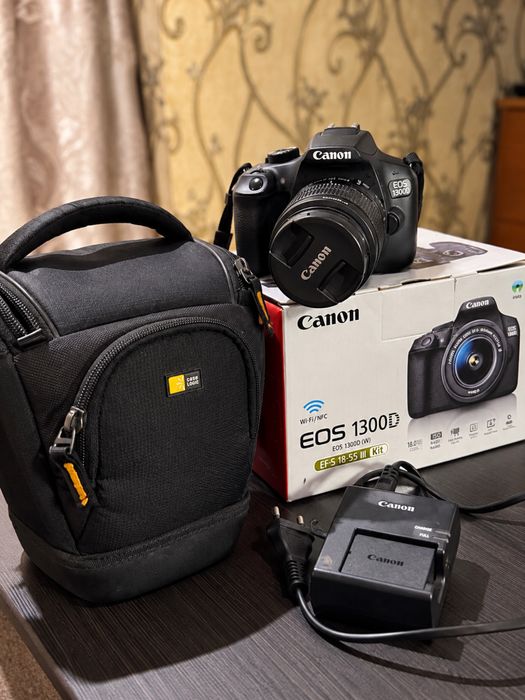 Фотоапарат Canon EOS 1300D + об’єктив Canon EF-S 18-55mm