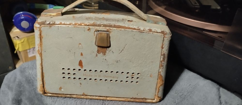 Приемник старинный