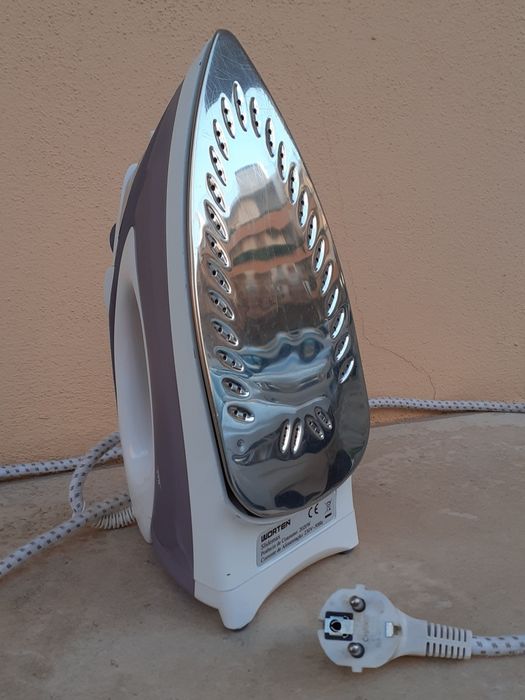 Ferro Passar Roupa c Vapor